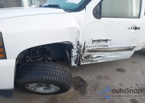2011 Chevrolet Silverado 1500 Lt from USA, damaged, VIN 1GCRKSE32BZ362054